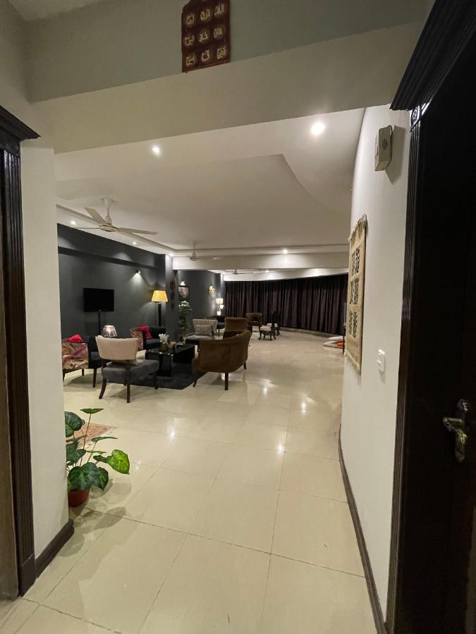 Freddy'S Luxury Family Apartments Islamabad Esterno foto