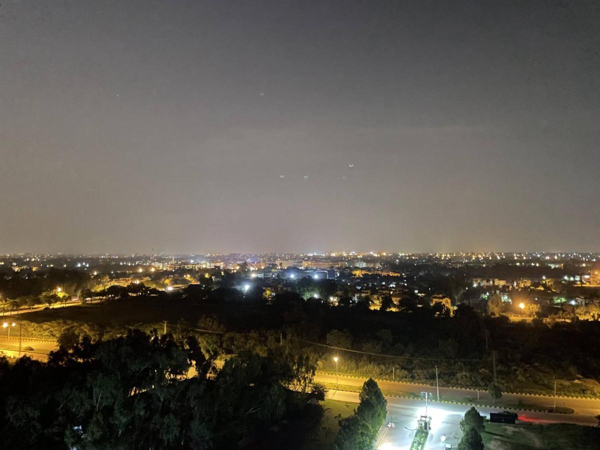 Freddy'S Luxury Family Apartments Islamabad Esterno foto